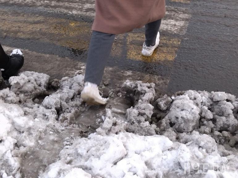 Осенью выпадает первый. Мокрый снег с дождем. Выпал снег. Снежный Покров. Снег сегодня.