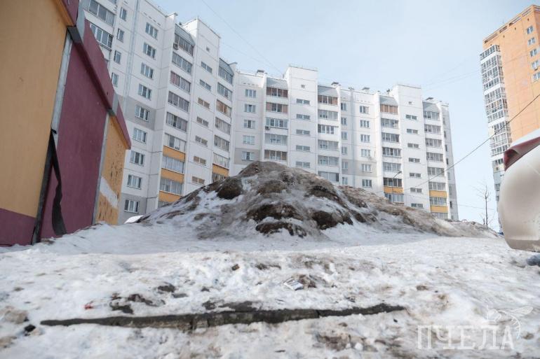 Шел челябинск. Много снега в городе. Много снега Самара. Сугробы в Уфе. Снег в Волгограде.