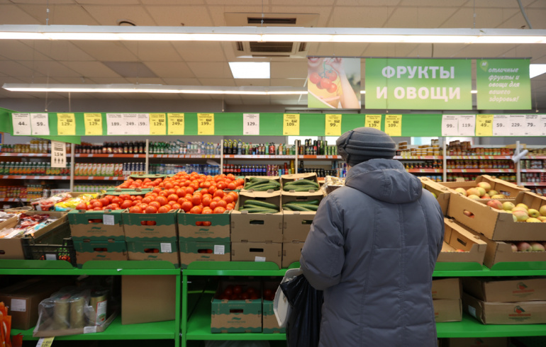 Пятерочка перекресток. Пятерочка перекресток Карусель. Товары в Пятерочке. Пятерочка торговое предприятие. Фирма Пятерочки.