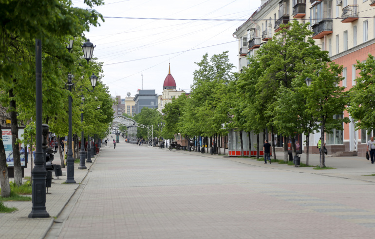 Кировк. Кировка Челябинск. Пешеходная улица Кировка Челябинск. Кировка Приморский край. Кировка Челябинск здания.