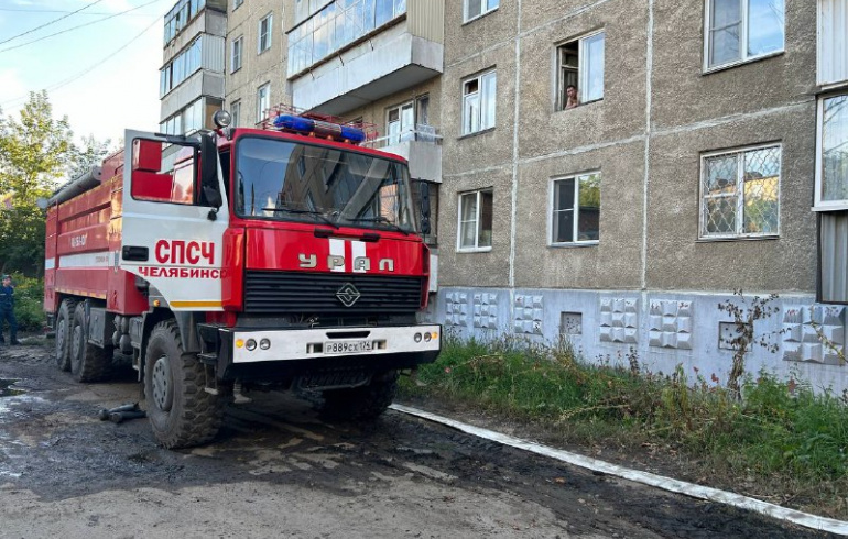 Два дома в подтопленном районе Челябинска подключили к электроэнергии