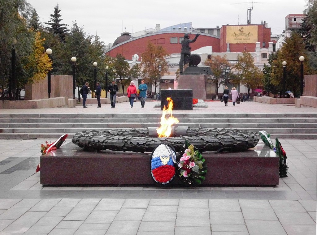 Бульвар славы челябинск фото В Челябинске установят мемориальные бюсты Николая Патоличева и Хариса Юсупова: Я